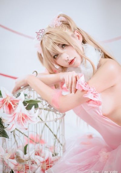 男人脱美女的衣服内衣内裤_1080P完整版观看