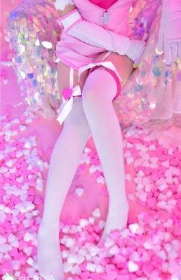 欧美AAAAA级_手机免费观看