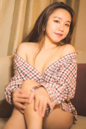 美女扒开双腿跟人桶蜜芽TV_720在线观看完整版